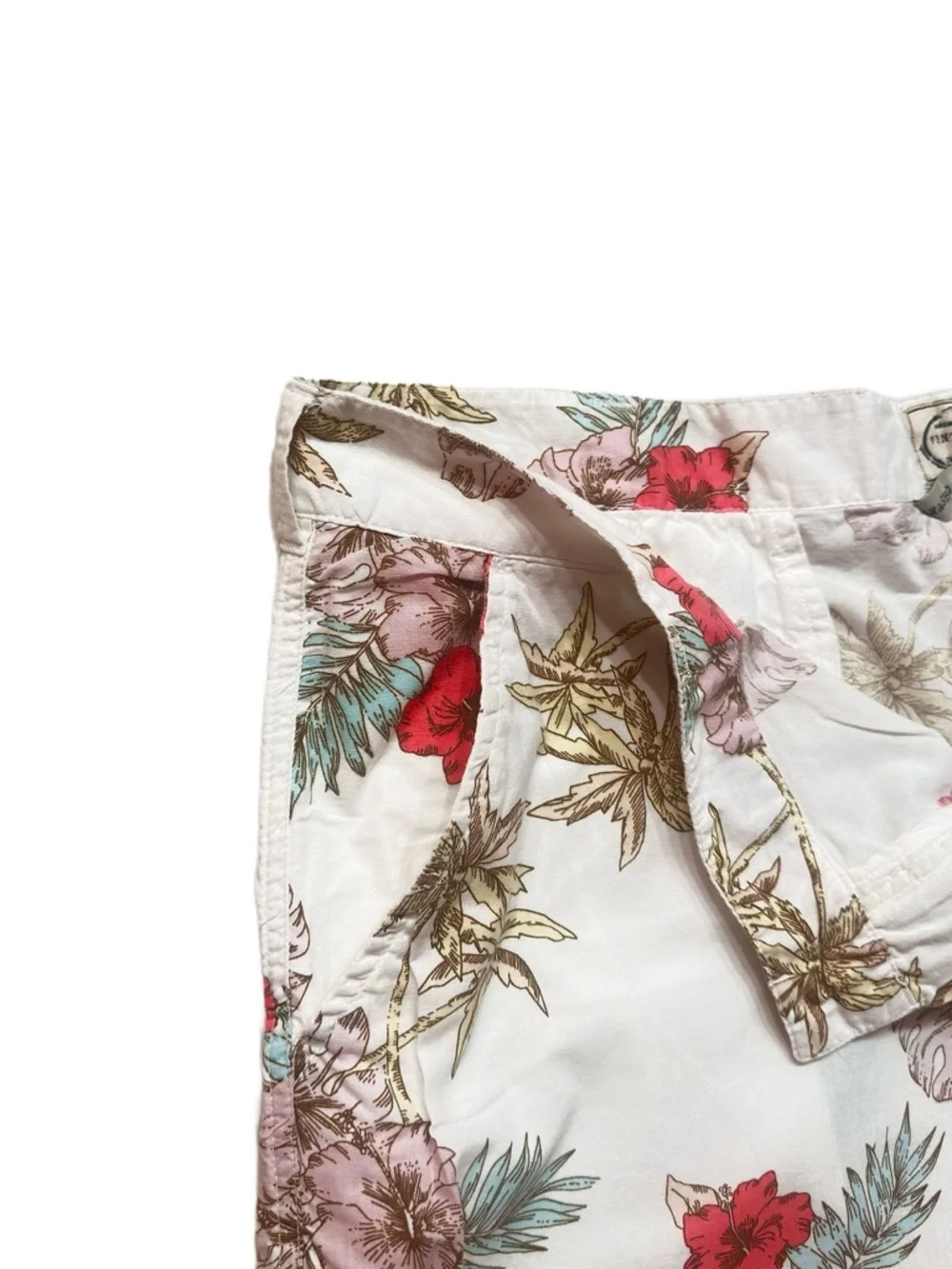 VINTAGE 1946 ~ White Tropical Print Cotton Bermuda Shorts w/Red Green Accents